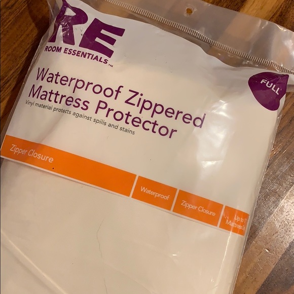 room essentials waterproof mattress pad
